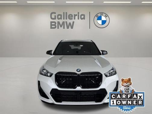 Mineral White Metallic 2025 BMW X1 M35i