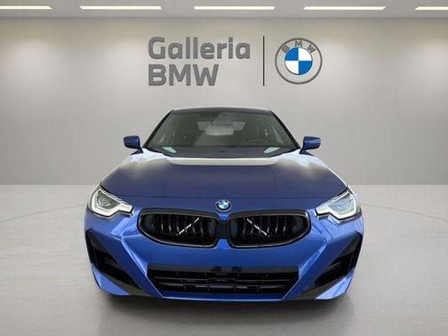 2025 BMW 230 i