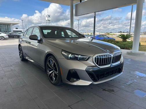2025 BMW 530 i