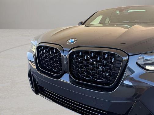 2023 BMW X4 xDrive30i