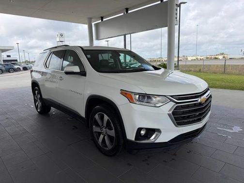 2021 Chevrolet Traverse LT Leather
