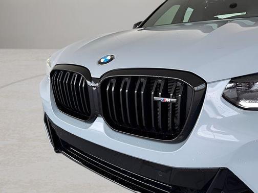 2023 BMW X3 M40i