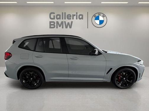2023 BMW X3 M40i