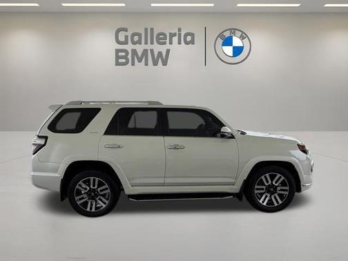 Blizzard Pearl 2021 Toyota 4Runner Limited