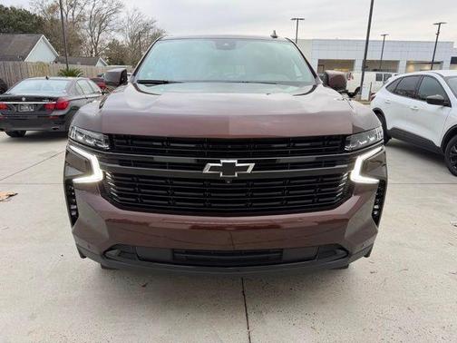 2023 Chevrolet Suburban RST