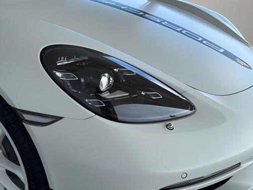 2024 Porsche 718 Boxster Base