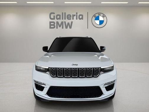 2023 Jeep Grand Cherokee Summit