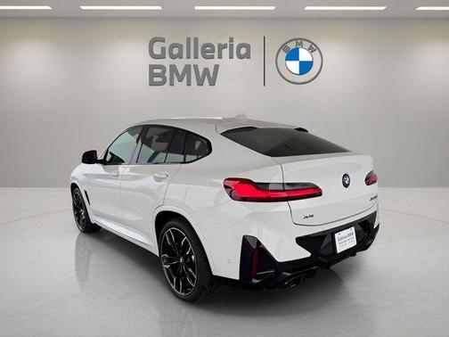 2024 BMW X4 M40i