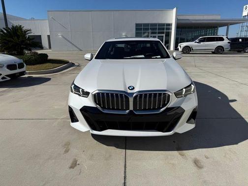 2025 BMW 530 i