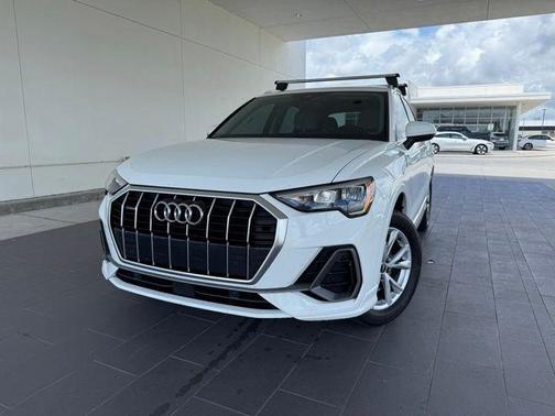 2021 Audi Q3 45 S line Premium
