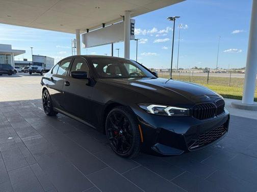 2025 BMW 330 i xDrive
