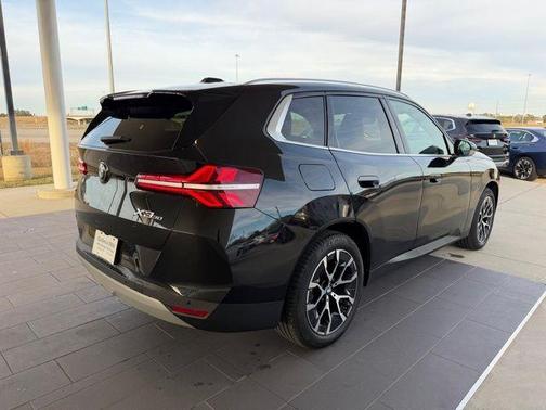 Black Sapphire Metallic 2025 BMW X3 30 xDrive