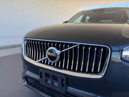2021 Volvo XC90 T5 Momentum 7 Passenger