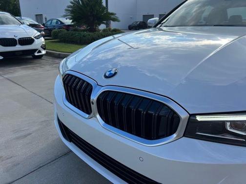 2025 BMW 330 i