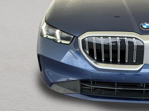 2025 BMW 530 i