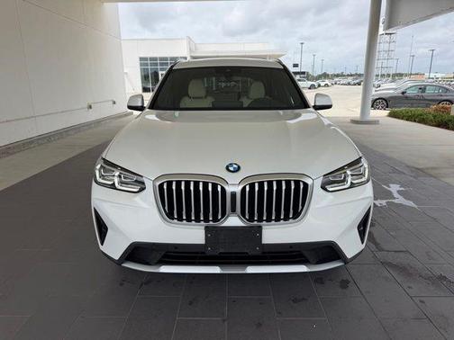 Mineral White Metallic 2024 BMW X3 xDrive30i