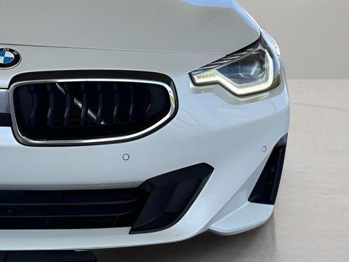 2023 BMW 230 i