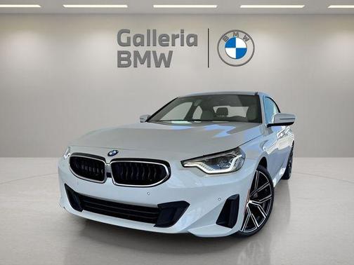 2023 BMW 230 i