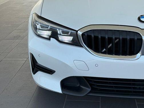2020 BMW 330 i