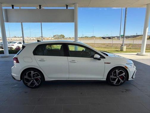 2024 Volkswagen Golf GTI 2.0T SE