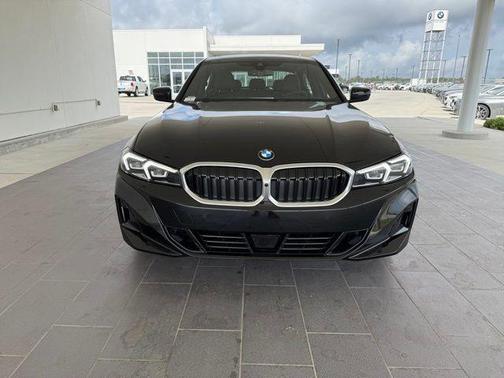 2025 BMW 330 i