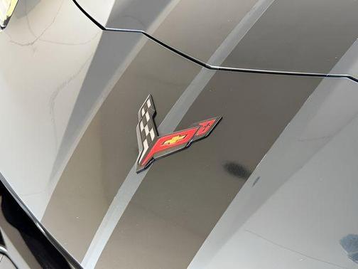 2020 Chevrolet Corvette Stingray w/2LT