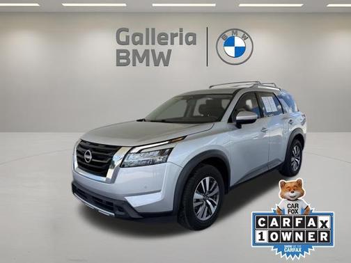 Gun Metallic 2023 Nissan Pathfinder SL