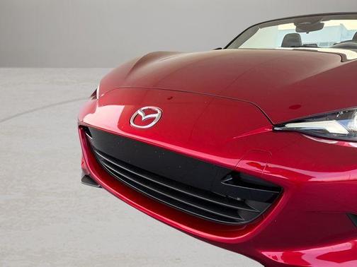 2024 Mazda MX-5 Miata Sport