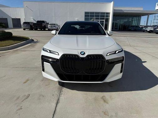 2024 BMW 740 i xDrive
