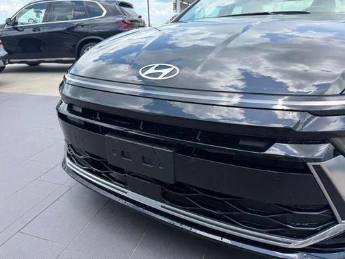 Black 2025 Hyundai SONATA SEL