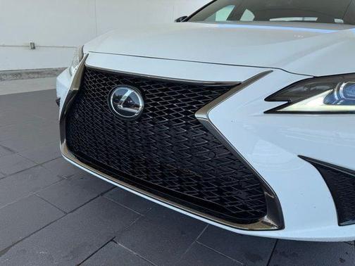 2022 Lexus ES 350 F Sport