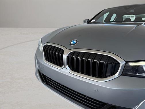 2023 BMW 330 i