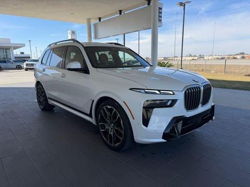 2023 BMW X7 xDrive40i