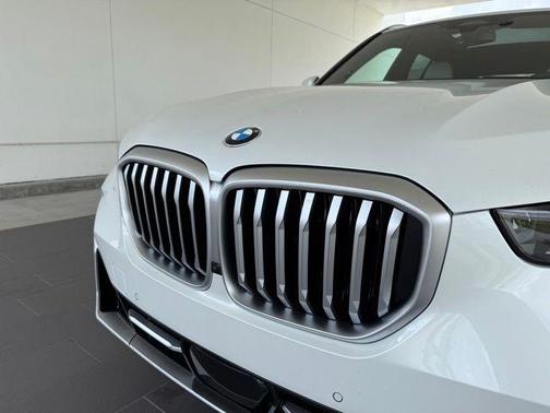 2025 BMW X5 sDrive40i