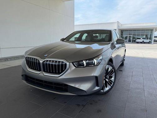 2025 BMW 530 i