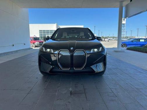 2026 BMW iX xDrive45