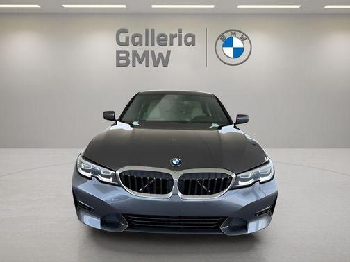 2021 BMW 330 i