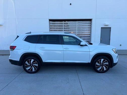 2024 Volkswagen Atlas 2.0T SEL