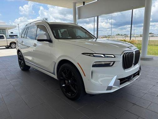 2023 BMW X7 xDrive40i
