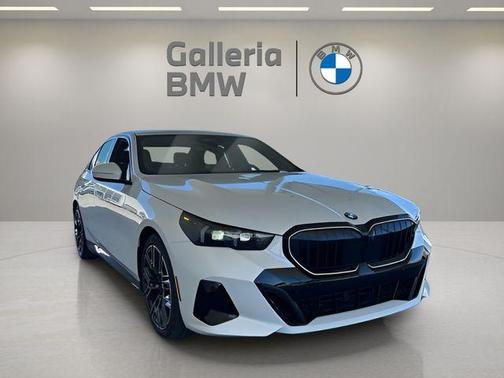 2025 BMW 530 i