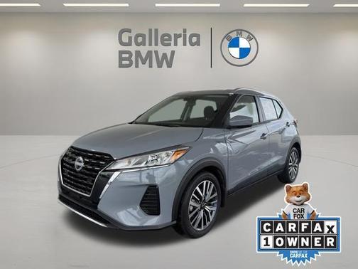 Boulder Gray Metallic 2024 Nissan Kicks SV