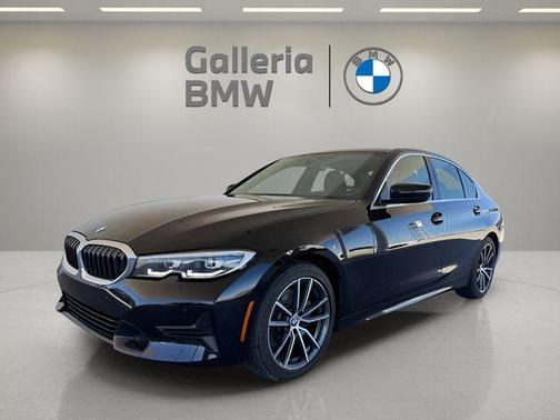 2019 BMW 330 i