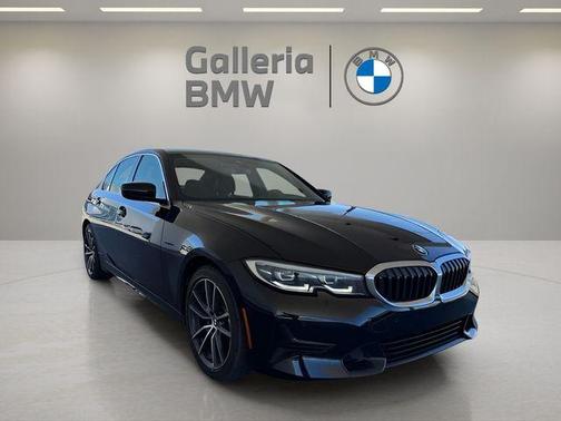 2019 BMW 330 i