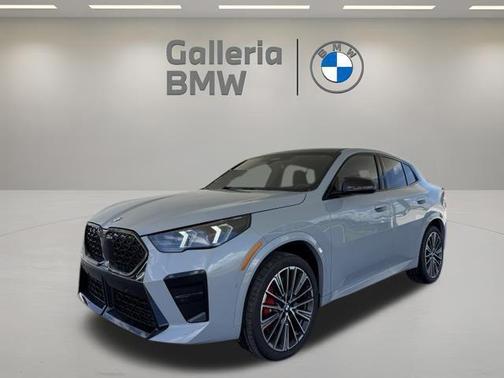 Gray Metallic 2026 BMW X2 xDrive28i