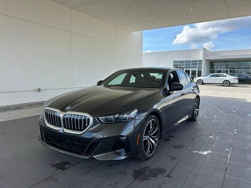 2025 BMW 530 i