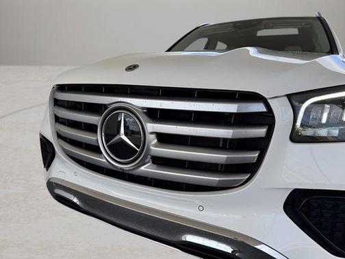 2024 Mercedes-Benz GLS 450 4MATIC