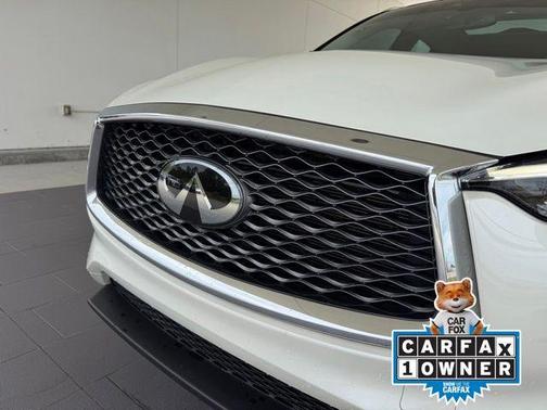 Majestic White 2021 INFINITI QX50 Luxe