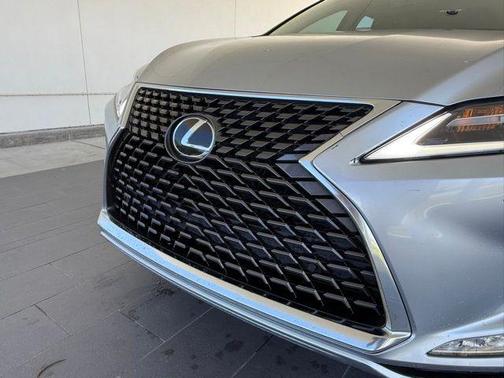 2022 Lexus RX 350L Base