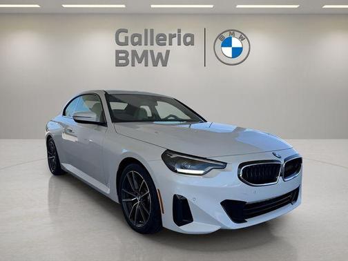 2023 BMW 230 i