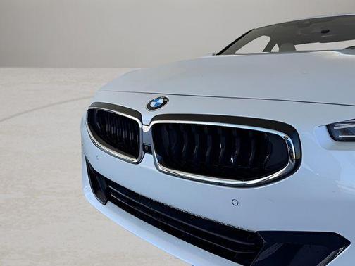 2023 BMW 230 i
